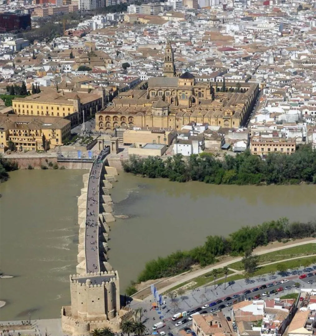 Apartamento Cordoba Mezquita Deluxe Hotel